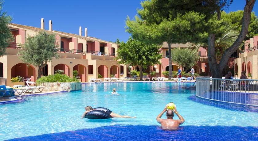 HOTEL CLUB ANDRIA CIUTADELLA (MENORCA) 3* (Spagna) - da 21 € | HOTELMIX